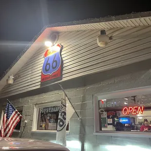 Cute-veteran owned restaurant with friendly waitress and accommodating chef.