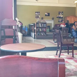Books and games available to use while hanging out