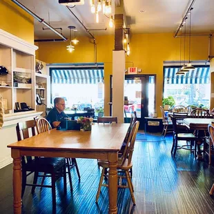 Lots of big tables to work at