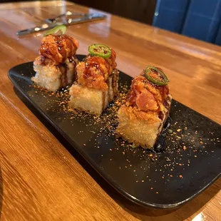 Crispy rice with tuna