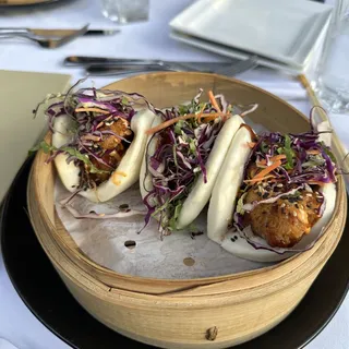 Crispy Chicken Bao Buns