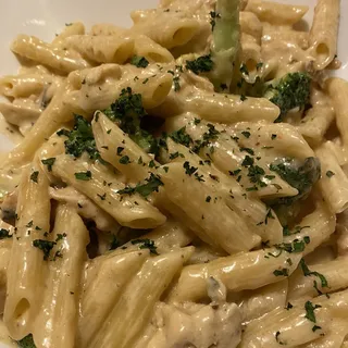 Chicken Broccoli Penne