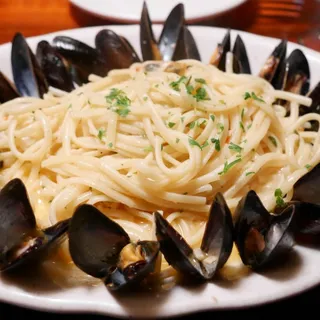 Linguine with Mussels