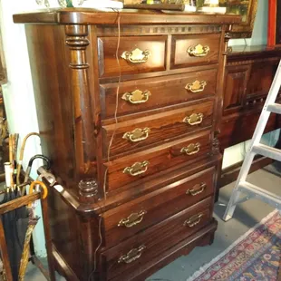 Bought this solid wood Ethan Allen dresser today for only $200! It&apos;s gorgeous! #dovetail #fancy