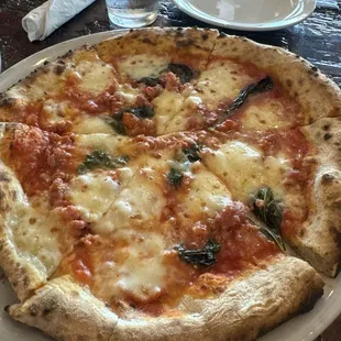 Margherita Pizza w fennel sausage