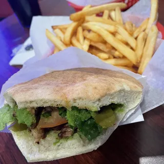 Chicken Pita Sandwich