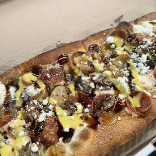 Moonstruck pizza with pepperoni