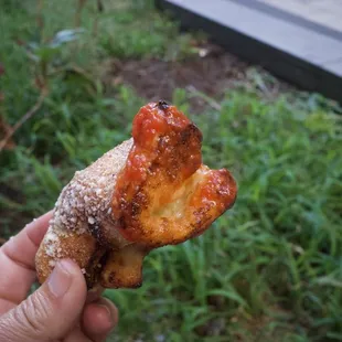 GNARLIC Knots. Burnt and NO GARLIC flavor.