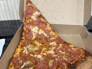 Duccini’s Pizza