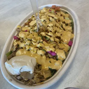 Chicken shawarma bowl w/ garlic sauce