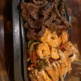 Fajitas Los Tres Amigos