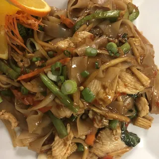 Drunken Noodle