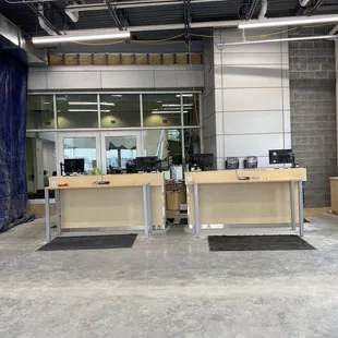 Service area under construction for quick Lane