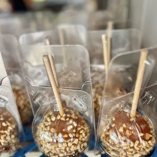 Caramel apples