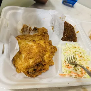 ows fried chicken and coleslaw