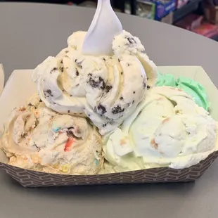 Flight of Candy Apple, Haystack, Pistachio Almond, Key Lime Pie, and Coconut Explosion