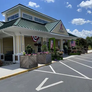 the front of the restaurant