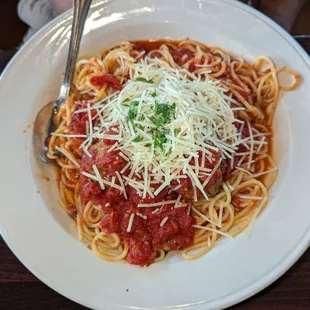 Spaghetti and meatballs