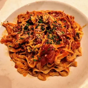 Linguine with marinara sauce