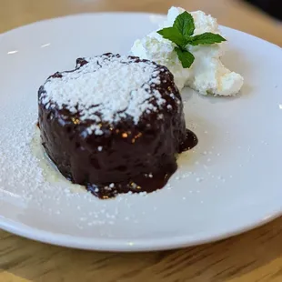 Chocolate dessert