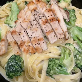 Fettuccine Romano added chicken &amp; broccoli
