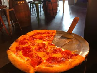 Bulldog 100 Wood Fired Pizza