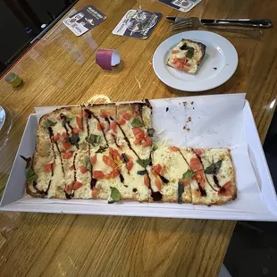 Margarita, flatbread. It was Yummy!