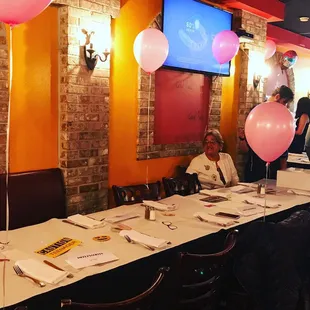 Celebrando con nosotros (40 people)