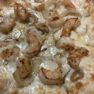 Shrimp Scallop White Pizza