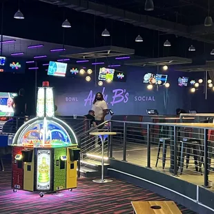 Several lanes filled. Like they said weren't and that's why we couldn't bowl a 1 and 20 minutes before closing