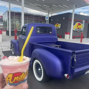 Chery topping custard... mmmm so good!