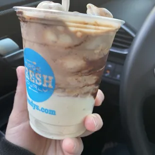 Why is this only mixed up 1/2 way????