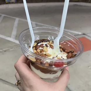 Tin-Roof Sundae with caramel.