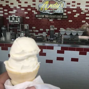 Good ice cream and  fast service.