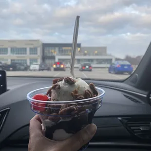 Ozark Turtle Sundae; Eating in the parking lot