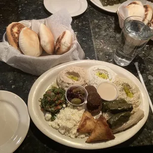 Basket of Pitas &amp; Mediterranean Sampler