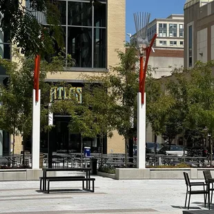 Atlas - Andy's exterior seating