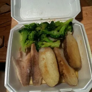 Broccoli, Potatoes, and fish