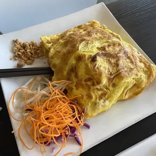 Pad Thai Shrimp Omelet Noodle