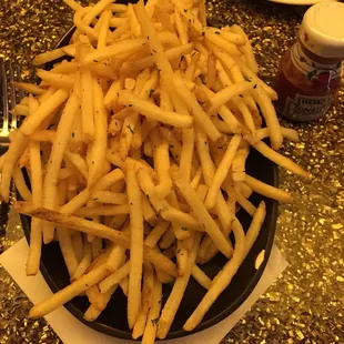 Shoestring fries