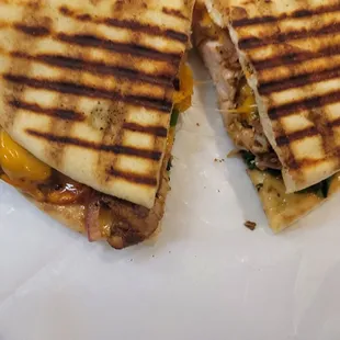 a grilled sandwich on a plate