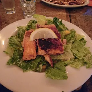 Grilled Salmon Salad