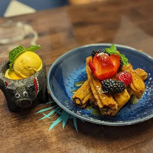 Churros a la mode