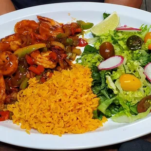 Camarones a la Diabla ($27)