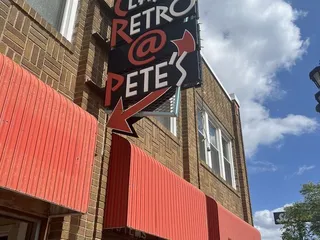 Classic Retro at Pete’s