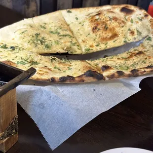 Garlic naan