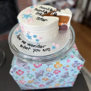 Gender reveal cake in snickerdoodle flavor