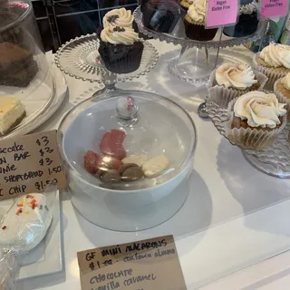 Gluten-Free Mini Macarons