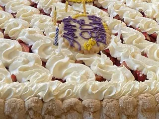 Ladyfingers Bakery