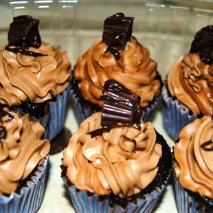 Reese's Peanut Butter Mini Cupcakes